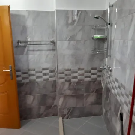 Metjus House דירה