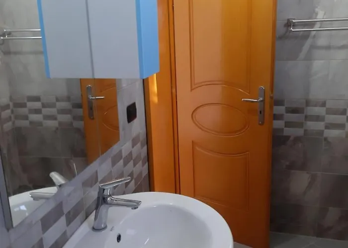 Apartment Metjus House Vlorë