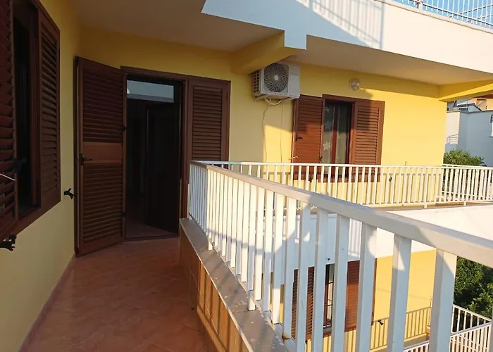 Apartment Metjus House *