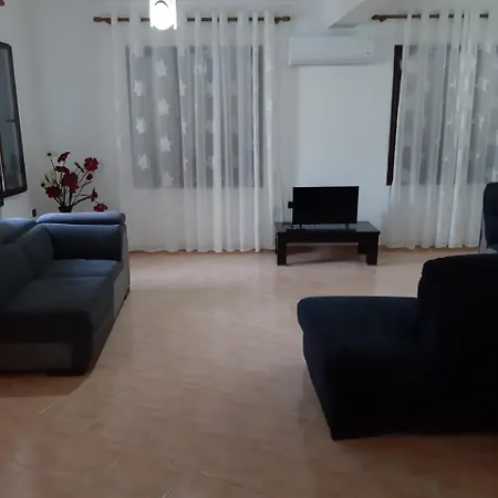 Metjus House