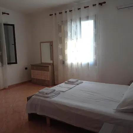Metjus House דירה *